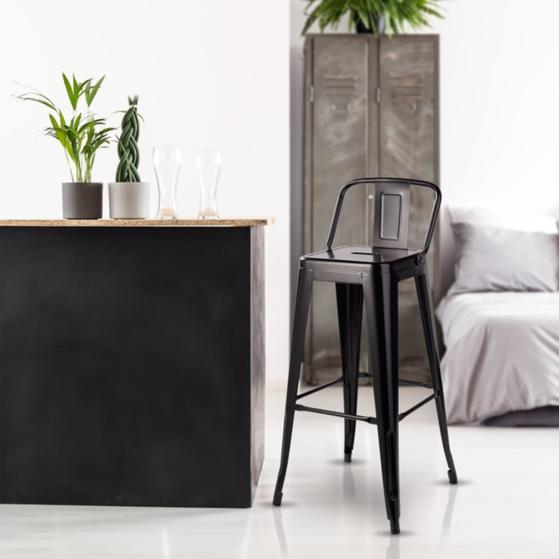 4 Sillas Nova  · Industrial · Negro